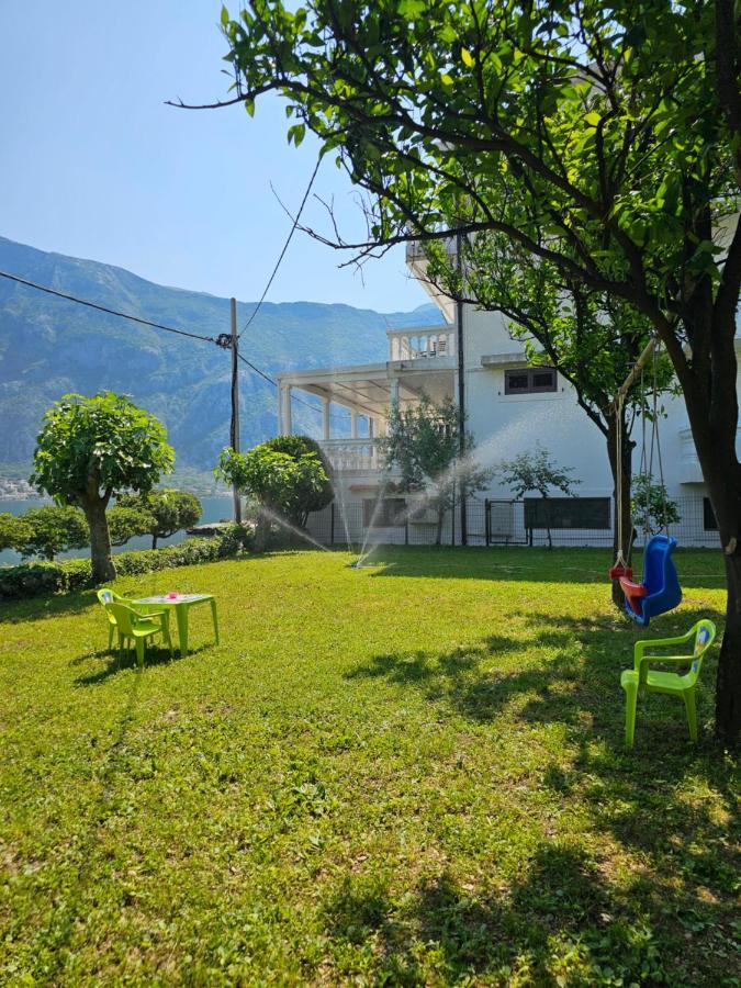 Apartments Popovic Kotor Bagian luar foto