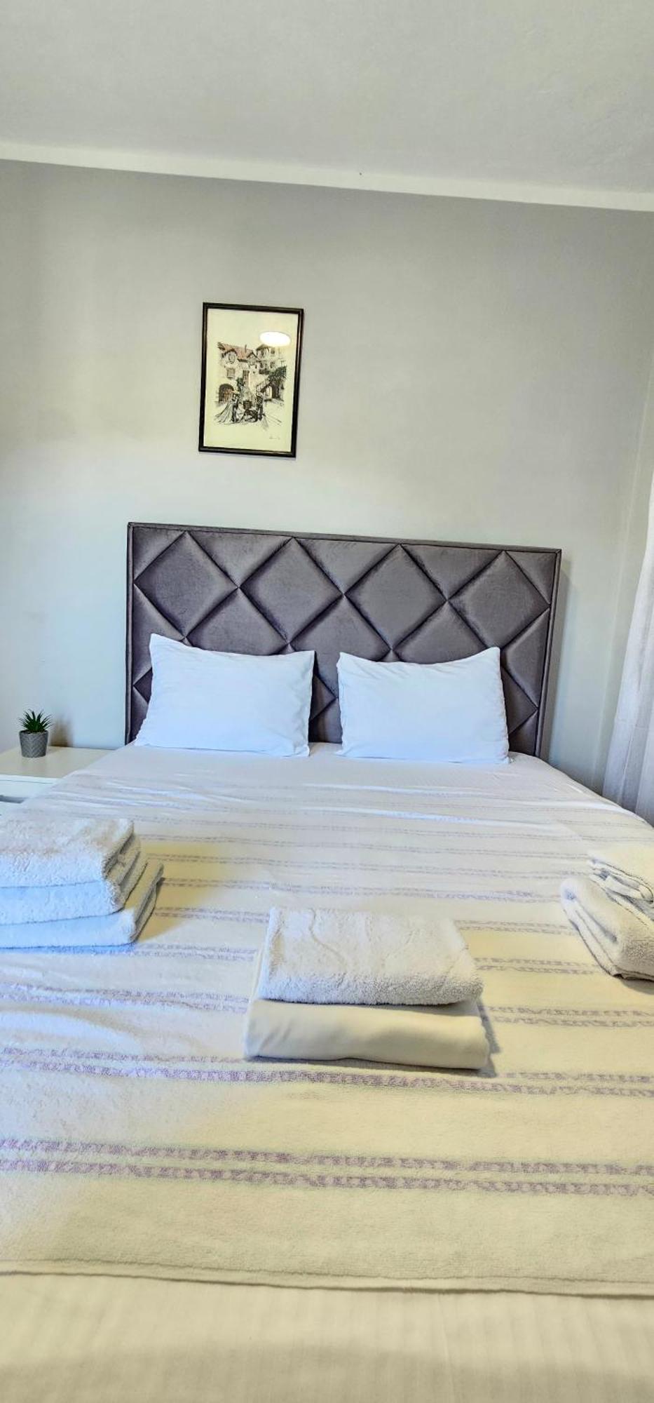 Apartments Popovic Kotor Bagian luar foto
