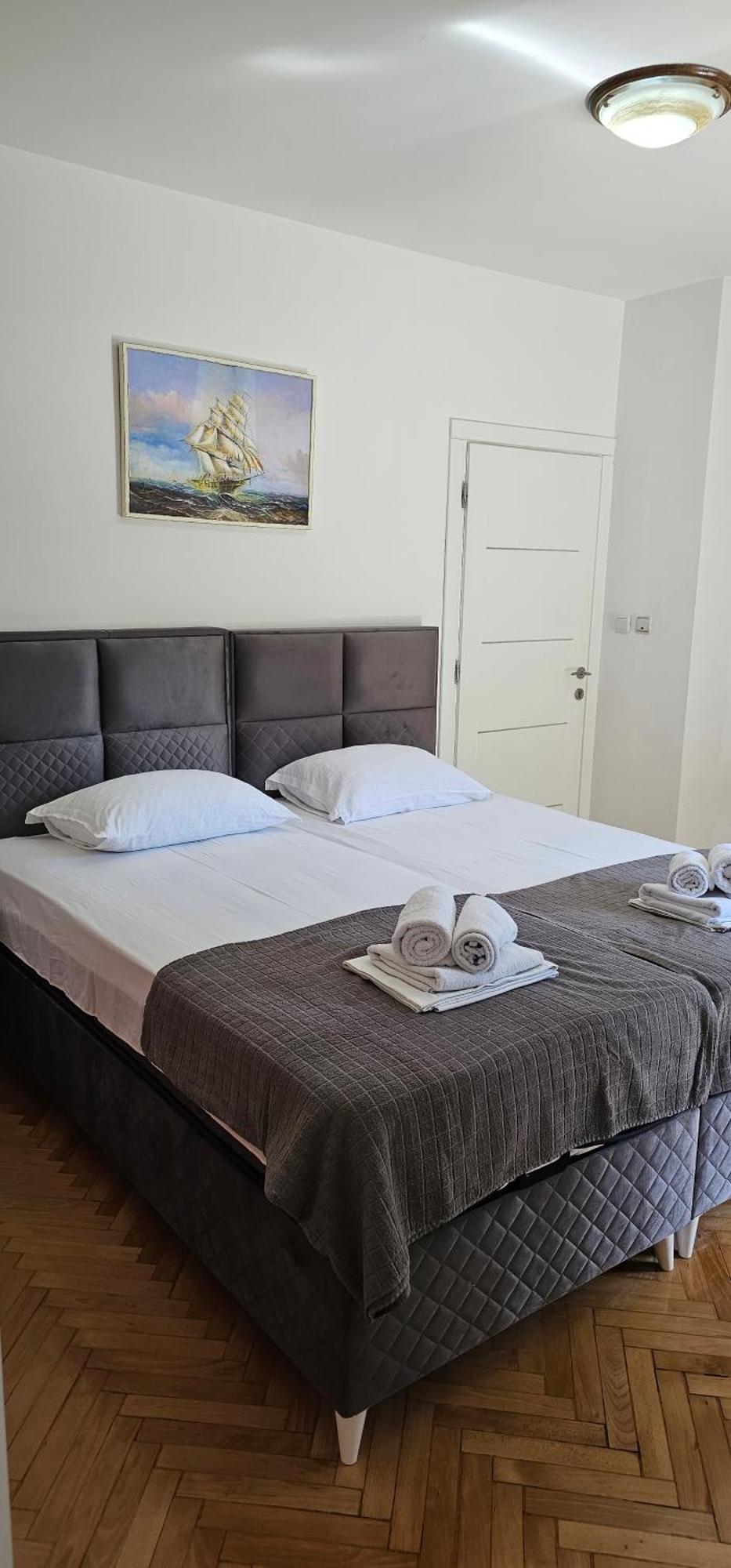 Apartments Popovic Kotor Ruang foto