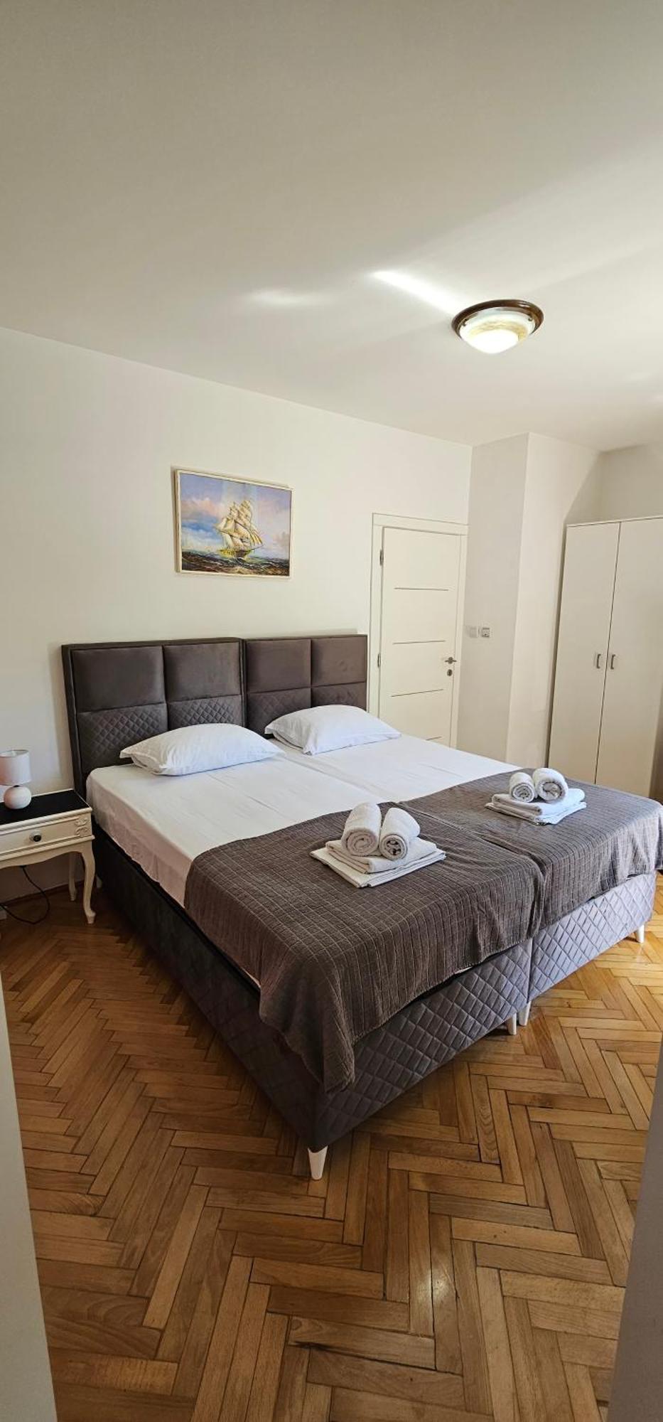 Apartments Popovic Kotor Ruang foto