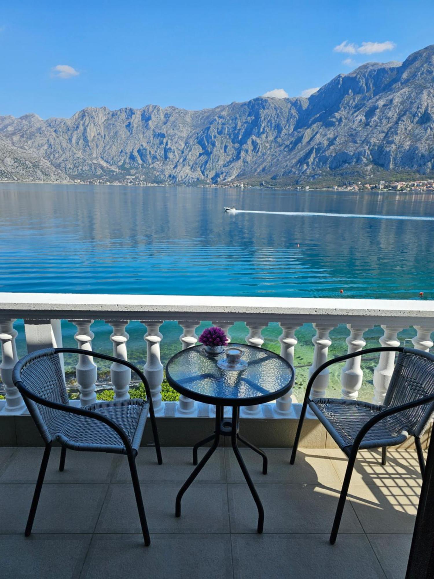 Apartments Popovic Kotor Ruang foto