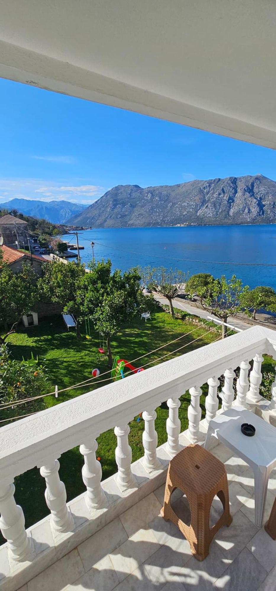 Apartments Popovic Kotor Bagian luar foto