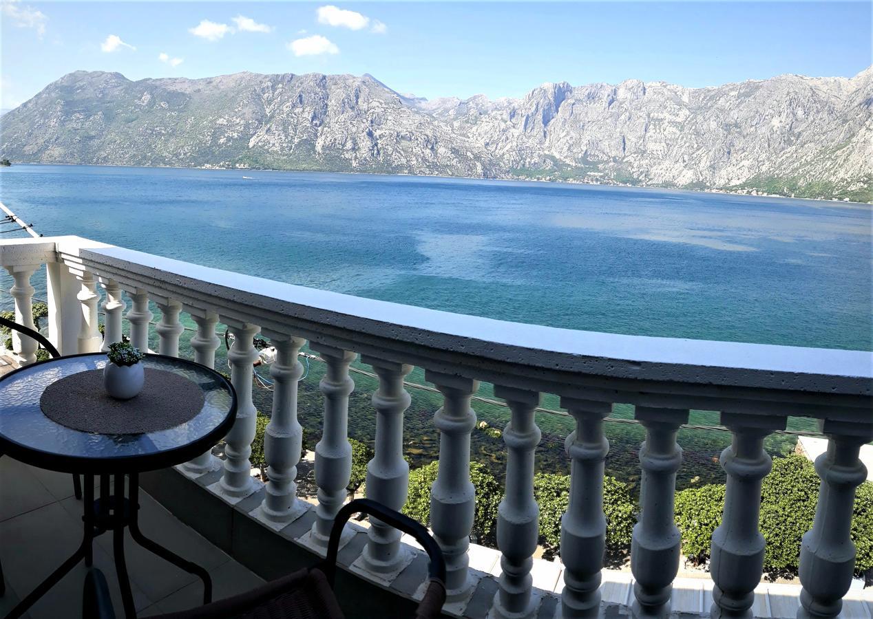 Apartments Popovic Kotor Bagian luar foto